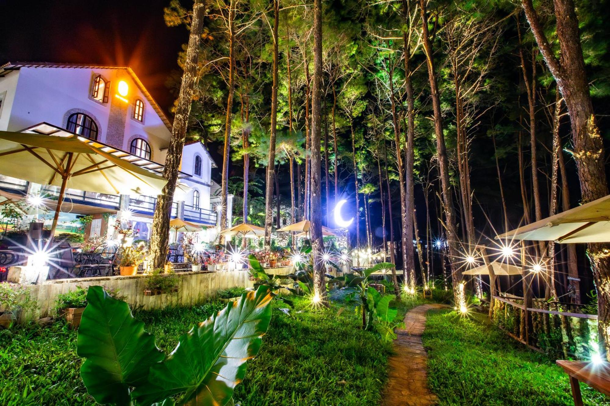 De Vivre Homestay Mang Den Kon Von Kla Luaran gambar